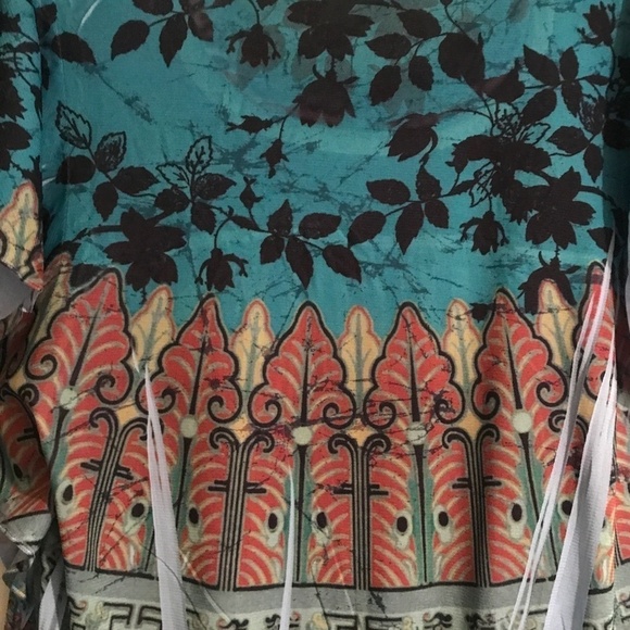 One World Live and Let Live Short Sleeve Lightweight Top - Picture 8 of 13